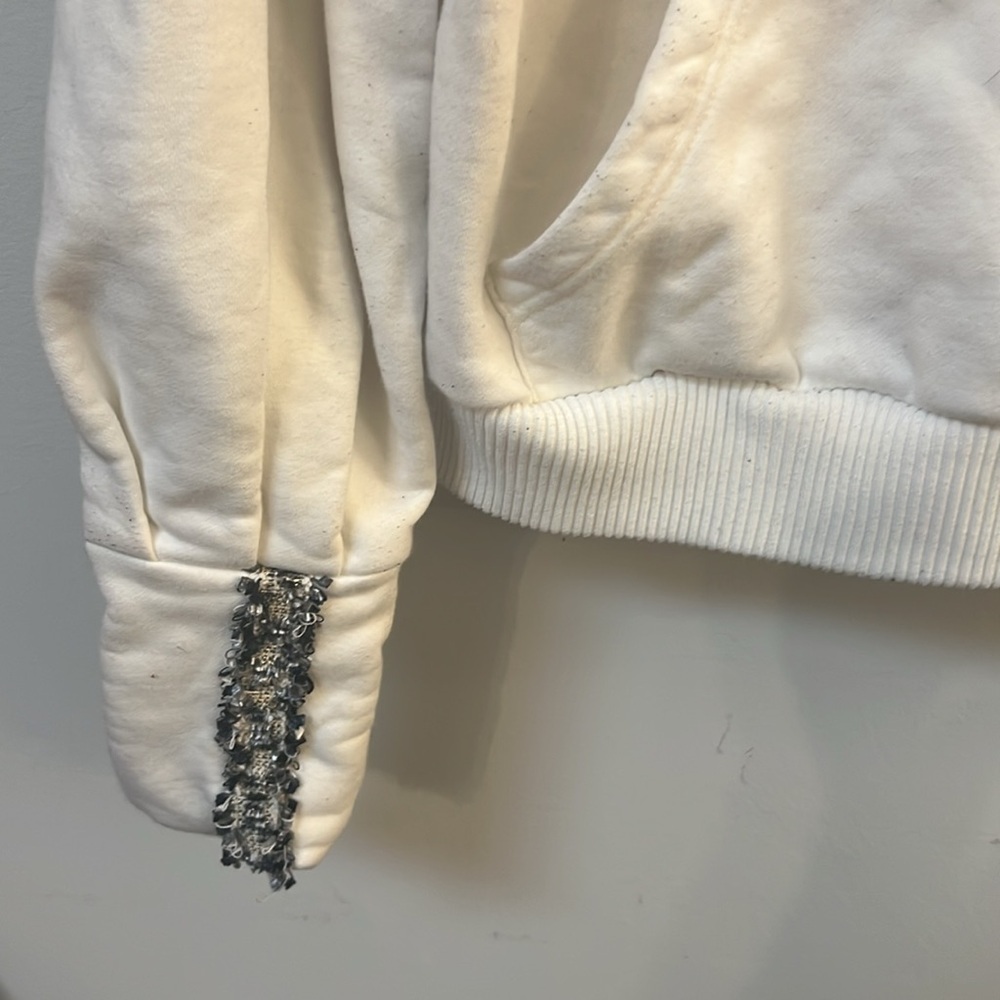 Classy Women's Hoodie - Size L - Picture 4 of 5